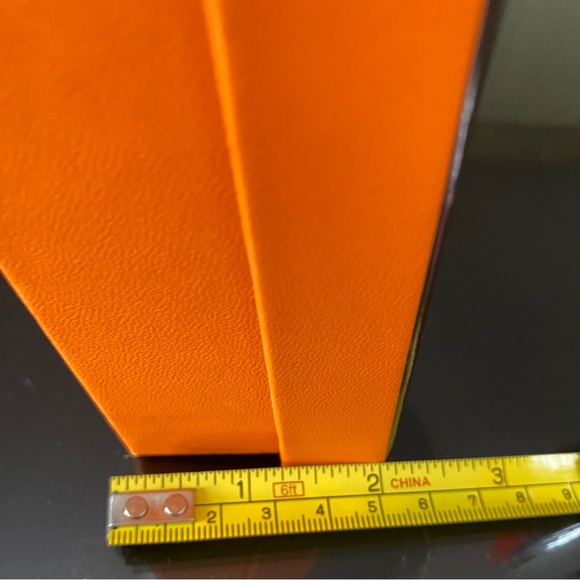 Authentic Hermes Box - Picture 6 of 8